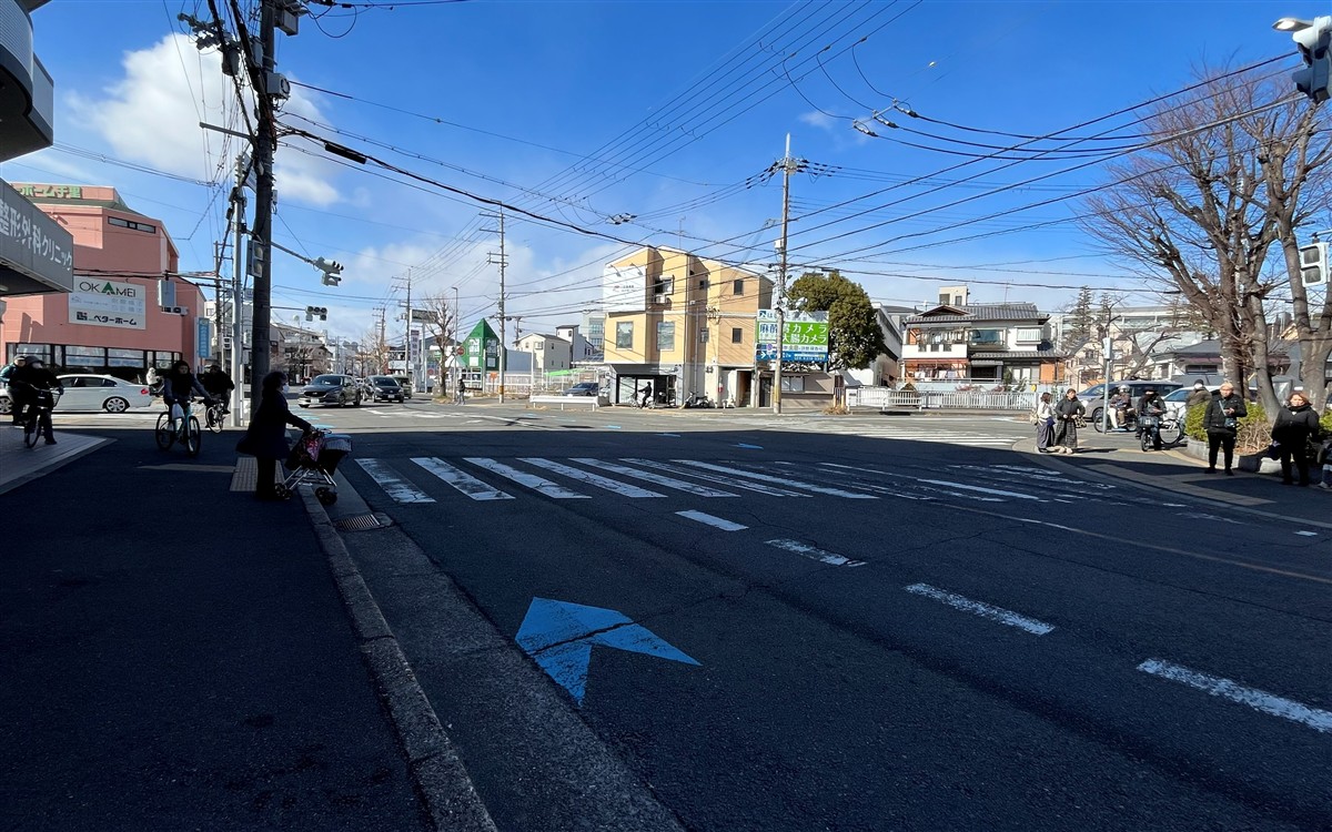 岸部北交差点あたりの様子
