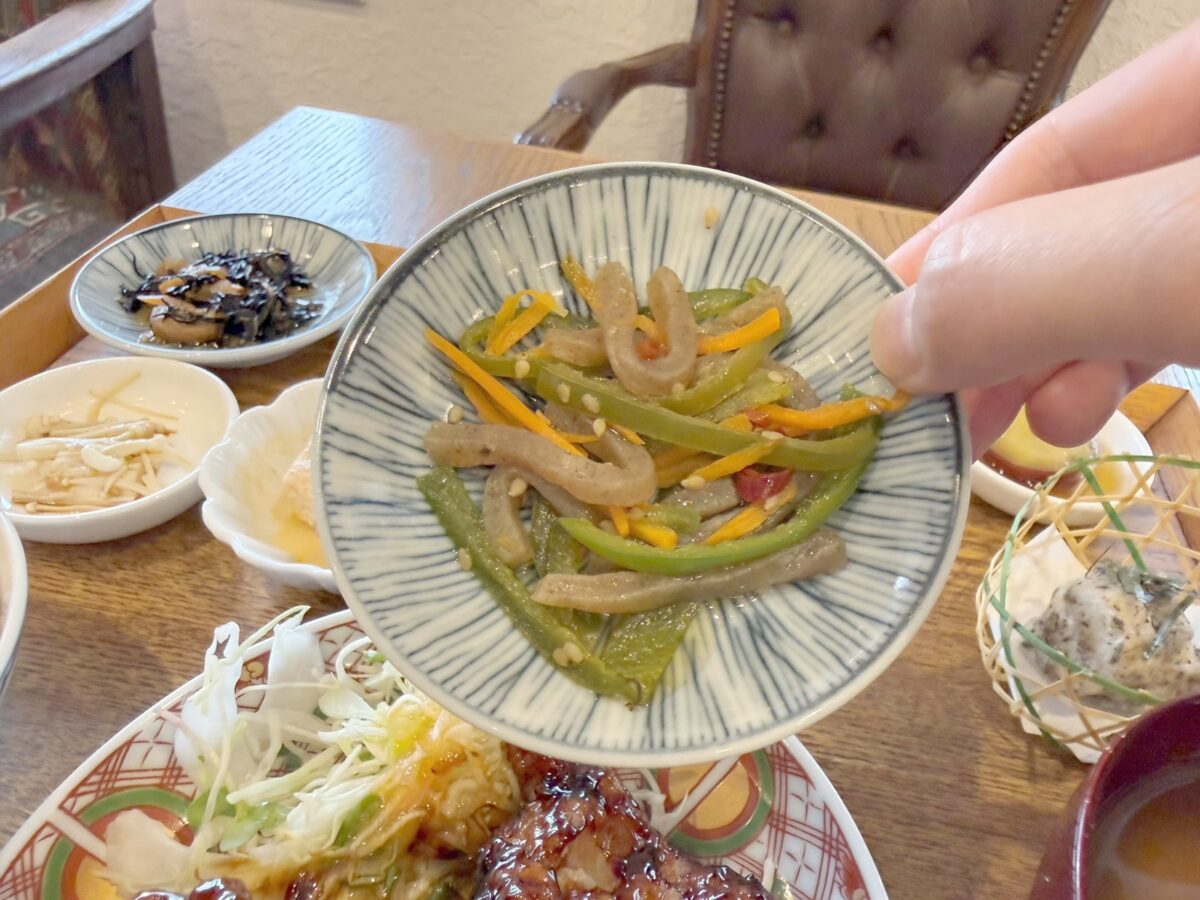 ピーマンと豚肉の炒め物の小鉢