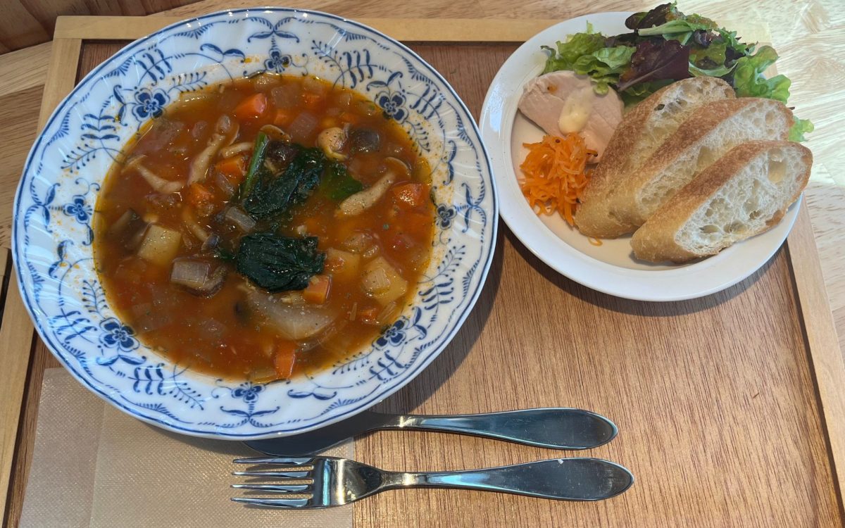 野菜たっぷりのミネストローネ